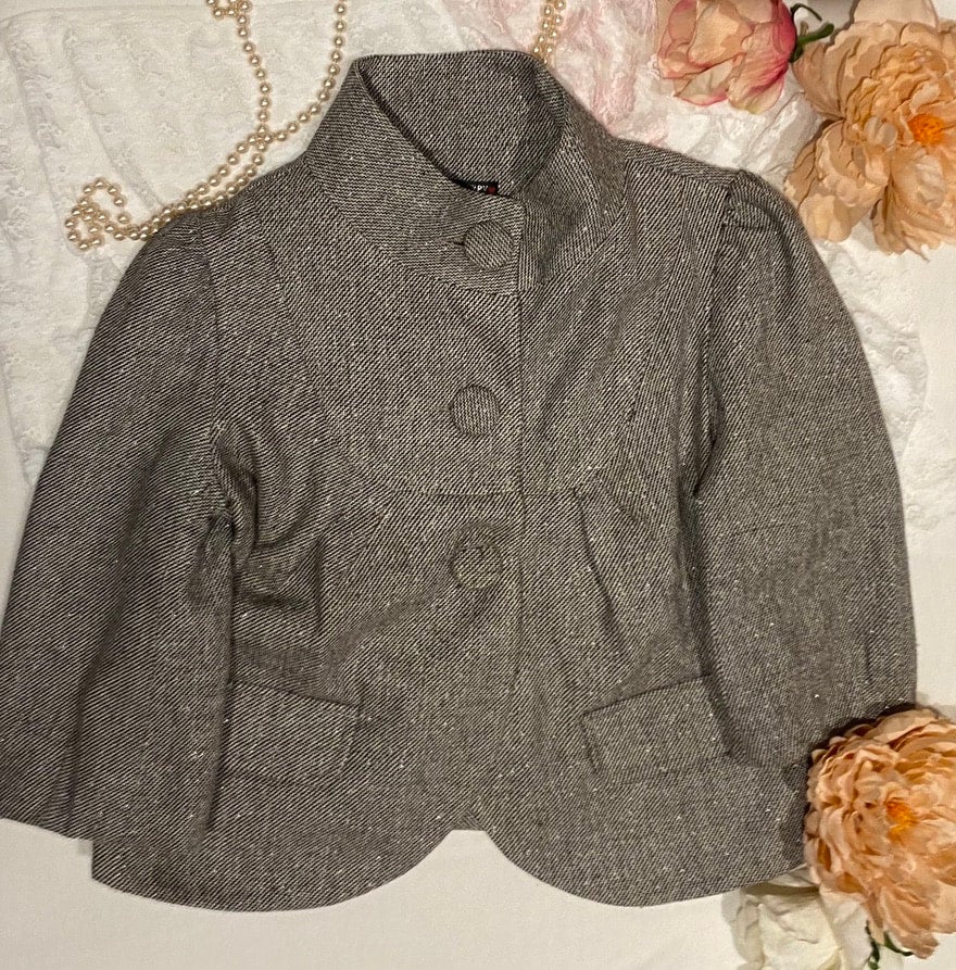 Audrey hepburn deals style jackets